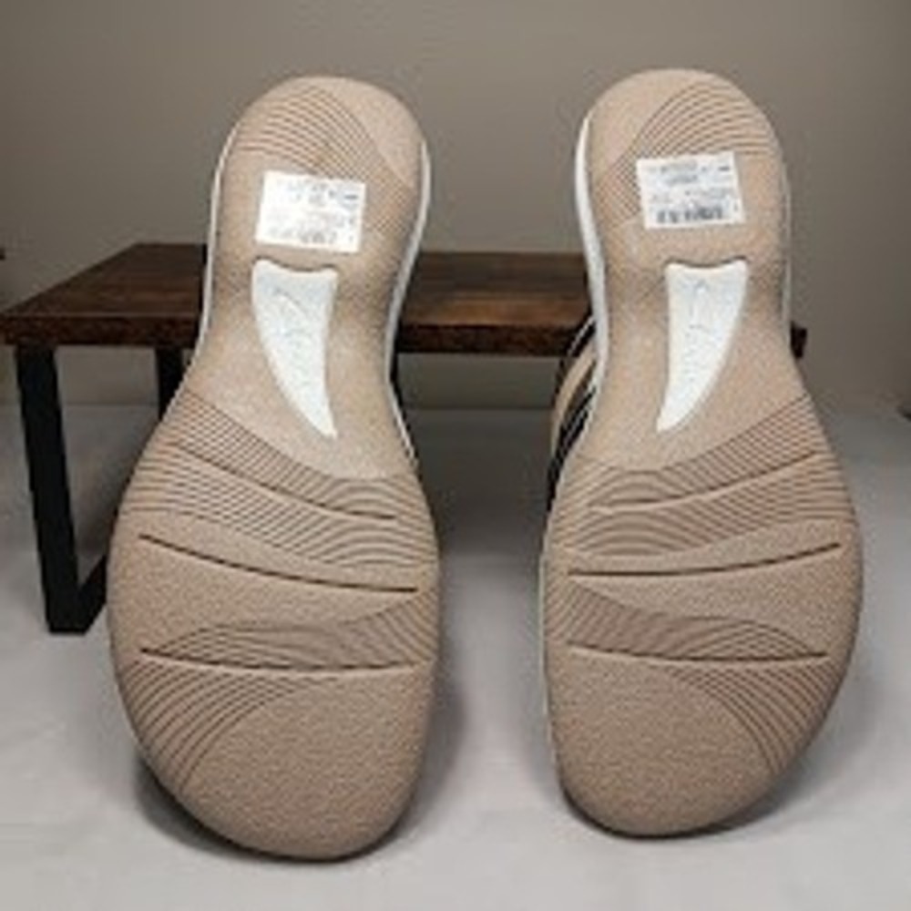 Clarks Breeze Coral Sandals Womens 9 Metallic Combi New Cloudsteppers Flip Flops - Picture 5 of 9
